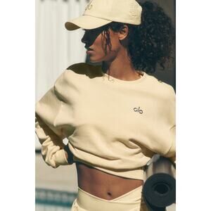 NWT Alo Cropped Accolade Crewneck Sweatshirt Candlelight Yellow Athleisure Sz XS